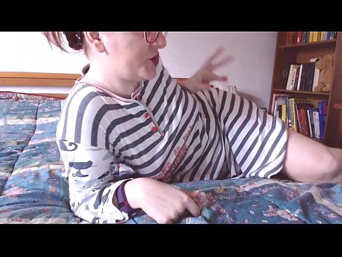 ❤️ Coj tus qaib dub loj no rau hauv koj lub qhov ncauj me qhev ❌ Fucking video ntawm peb hmn.teatroporno.ru% ib